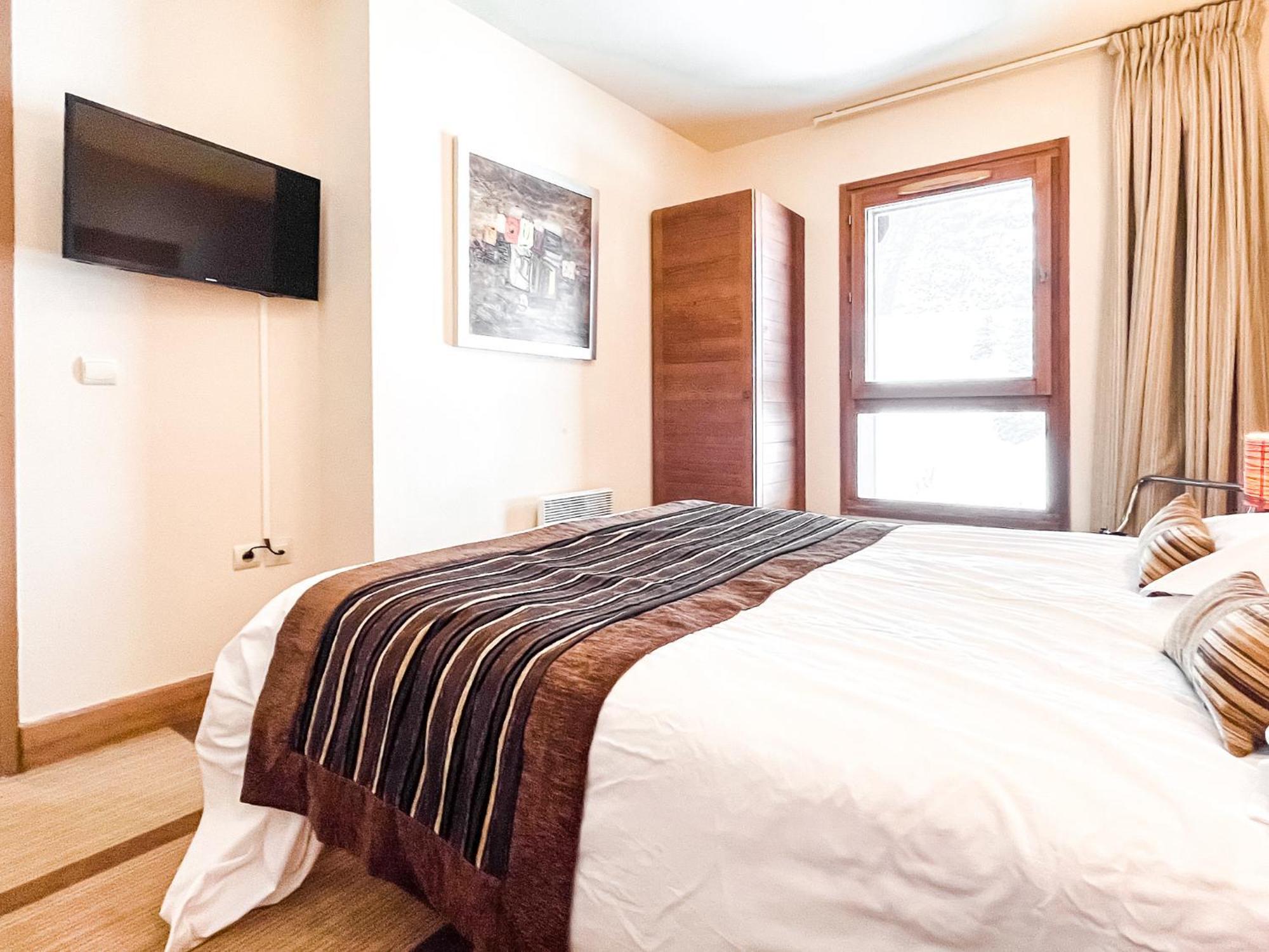 פליין Large One-Bedroom Apartment, Wheelchair Adapted, Les Terrasses D'Eos מראה חיצוני תמונה