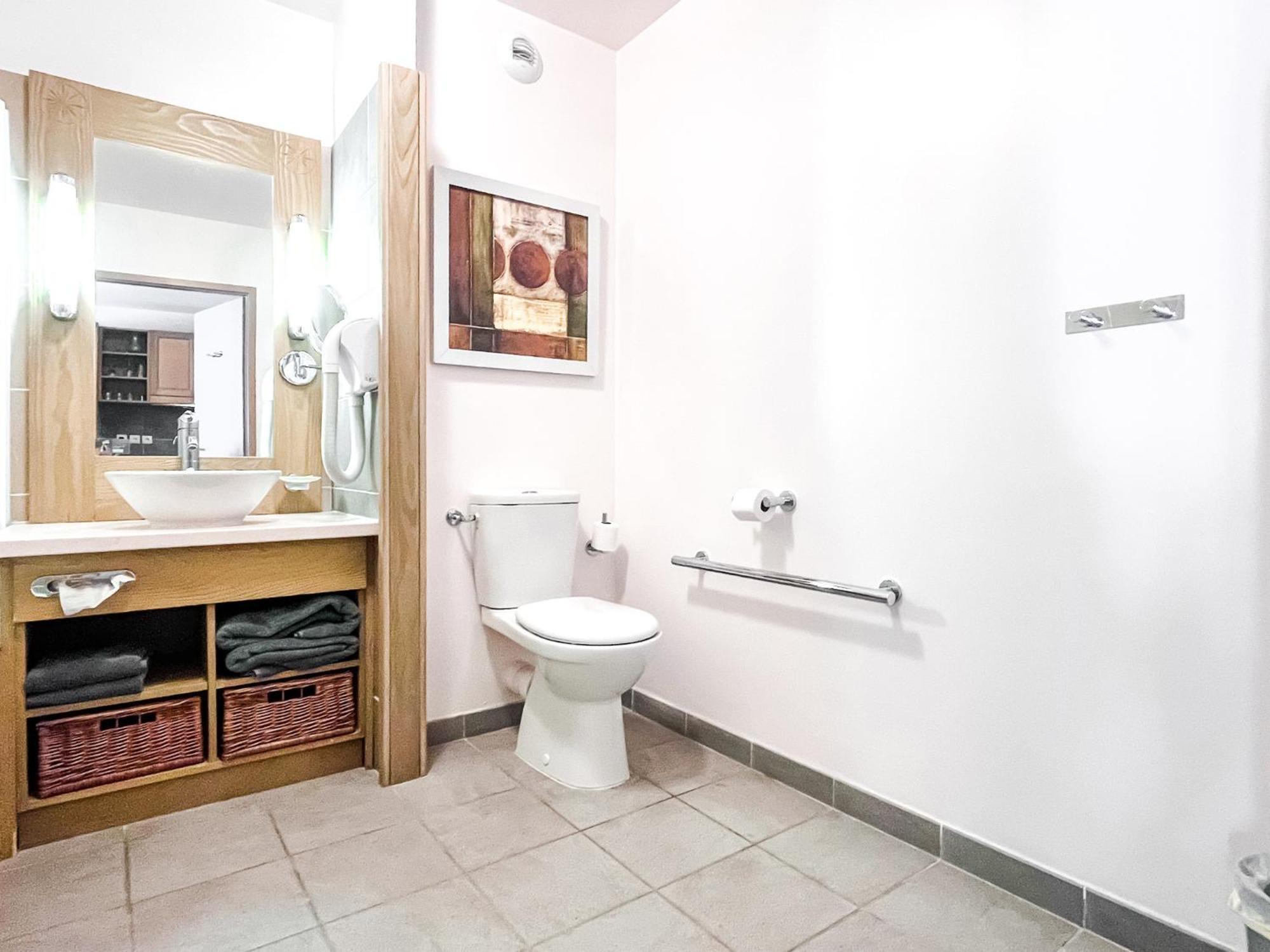 פליין Large One-Bedroom Apartment, Wheelchair Adapted, Les Terrasses D'Eos מראה חיצוני תמונה